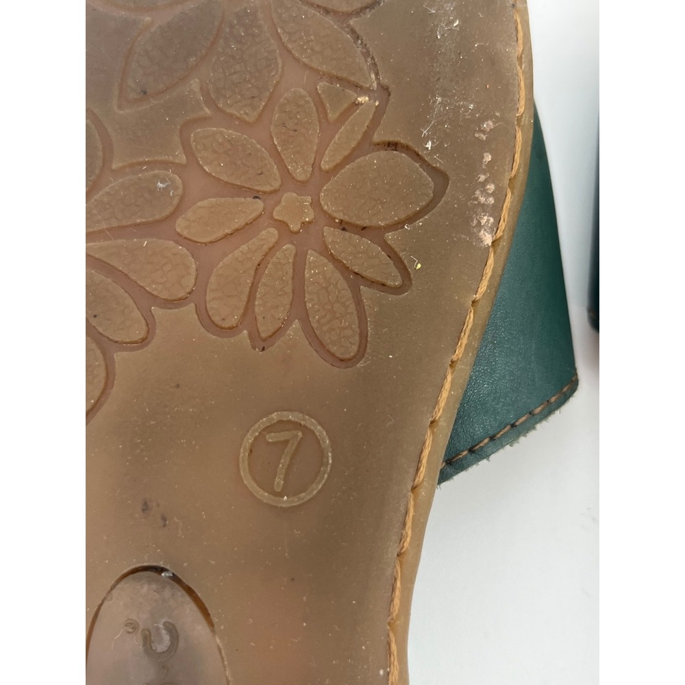 B.O.C. Born Concept Slide Sandal Women 7 Green Leather Buckle Slide Flat Comfort - Picture 9 of 10